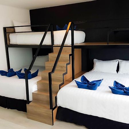 The Wide Condotel - Phuket Buitenkant foto
